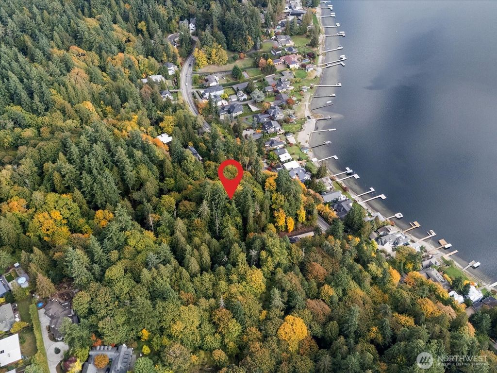 Photo of 445 W Lake Sammamish Parkway SE, Bellevue, WA 98008 (MLS # 2447725)