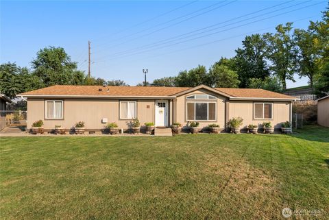11 SE Pepperidge Place, College Place, WA 99324 - MLS#: 2338468