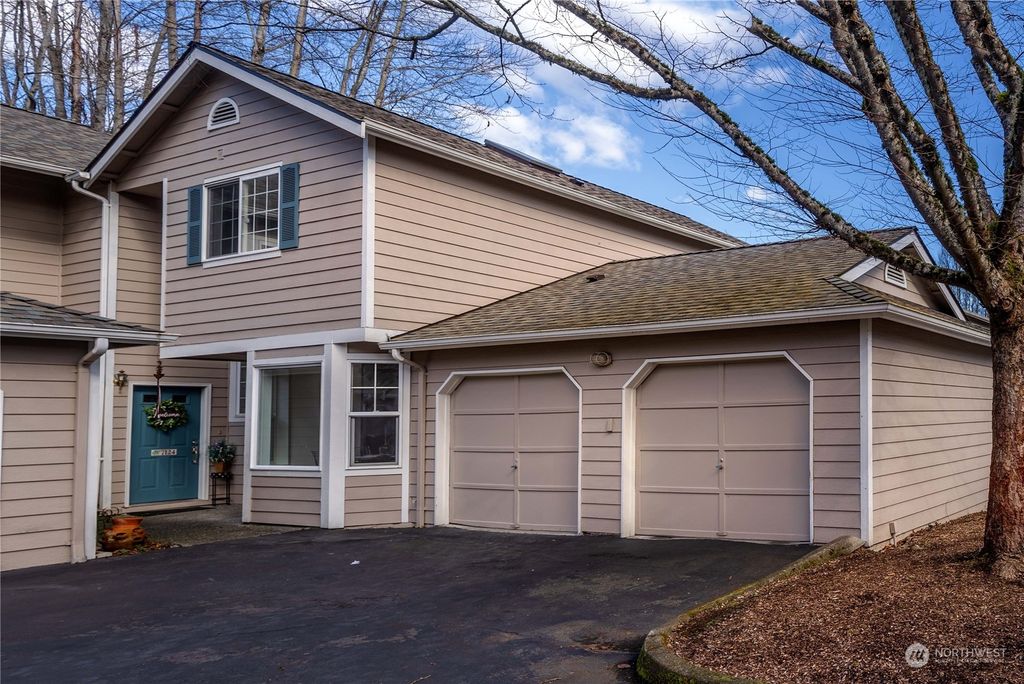 Photo of 7126 NE 171st Lane, Kenmore, WA 98028 (MLS # 2200854)