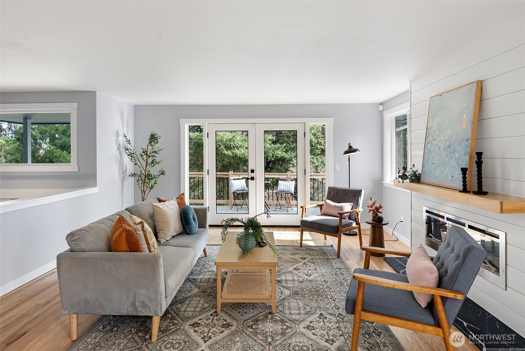 991 NW Anderson Lane