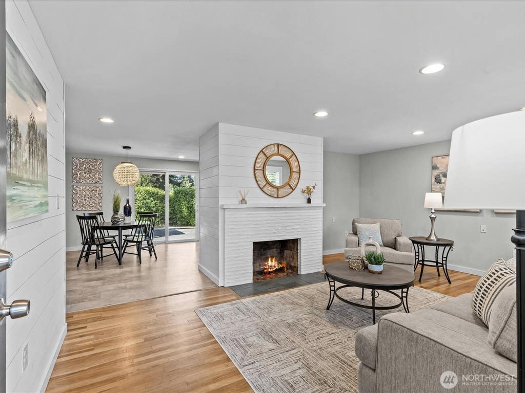 Photo of 22628 87th Avenue W, Edmonds, WA 98026 (MLS # 2565794)