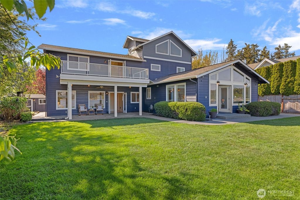 Photo of 2815 Moorelands Drive NW, Gig Harbor, WA 98335 (MLS # 2517648)