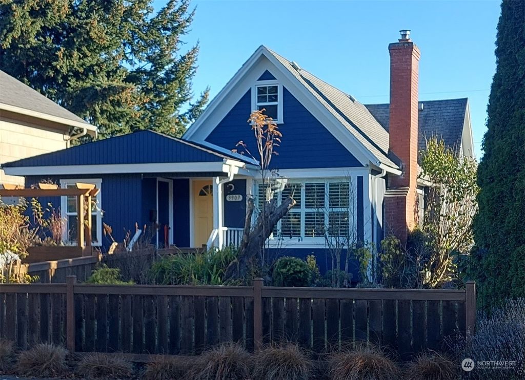 Photo of 3907 High Street, Everett, WA 98201 (MLS # 2019359)