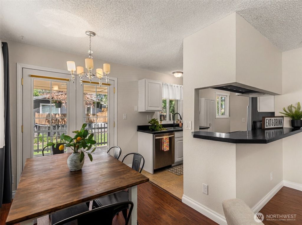 Photo of 593 Rolfs Place PL, East Wenatchee, WA 98802 (MLS # 2552876)