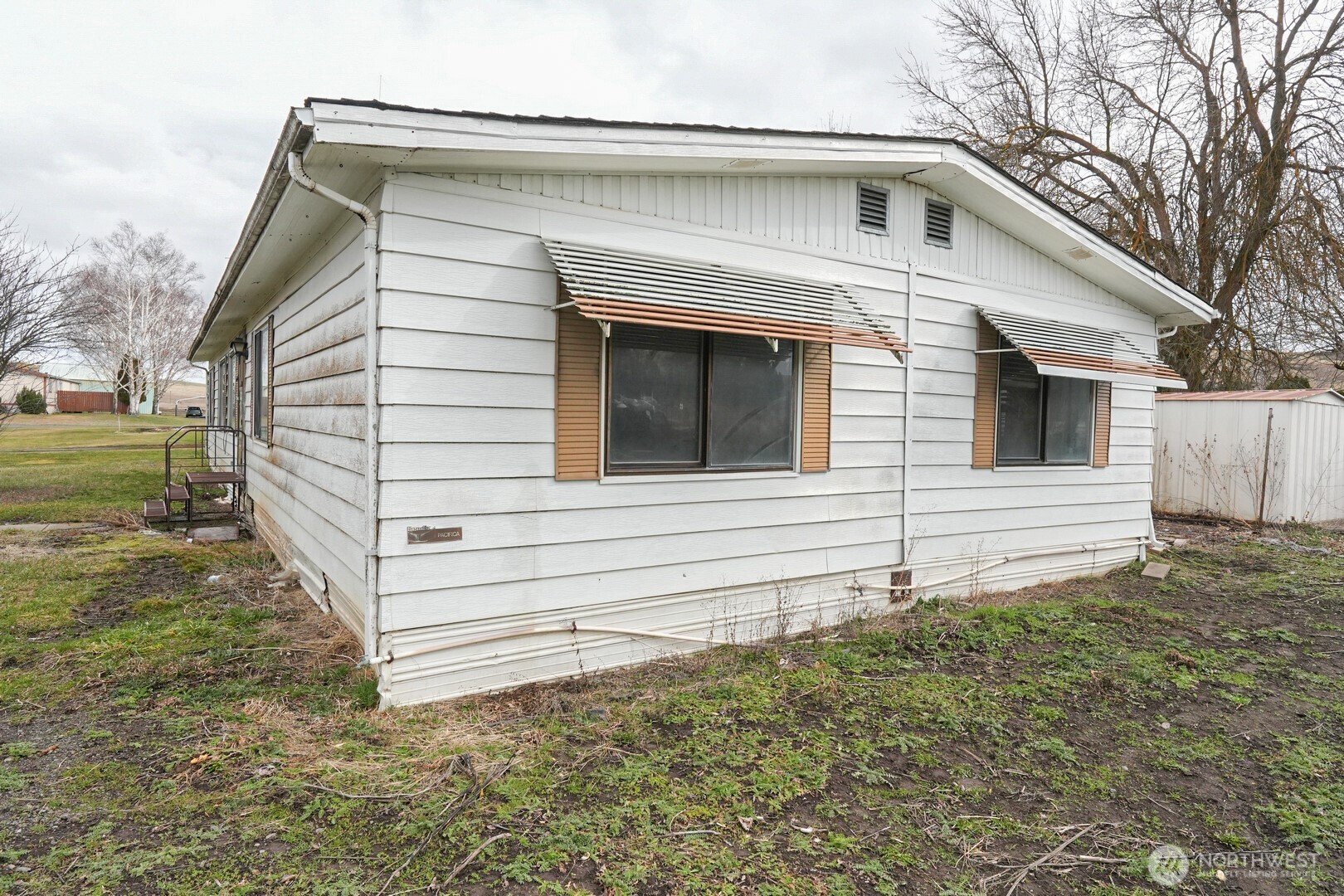 204 E Oak Street