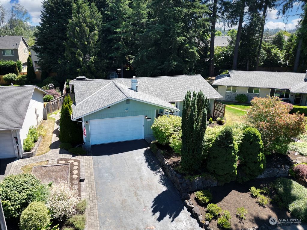 Photo of 13723 32nd Drive SE, Mill Creek, WA 98012 (MLS # 2251799)