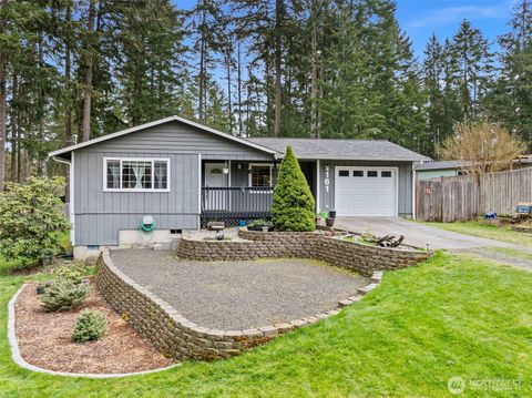 Photo of 161 E Barnsby Place, Shelton, WA 98584 (MLS # 2503568)