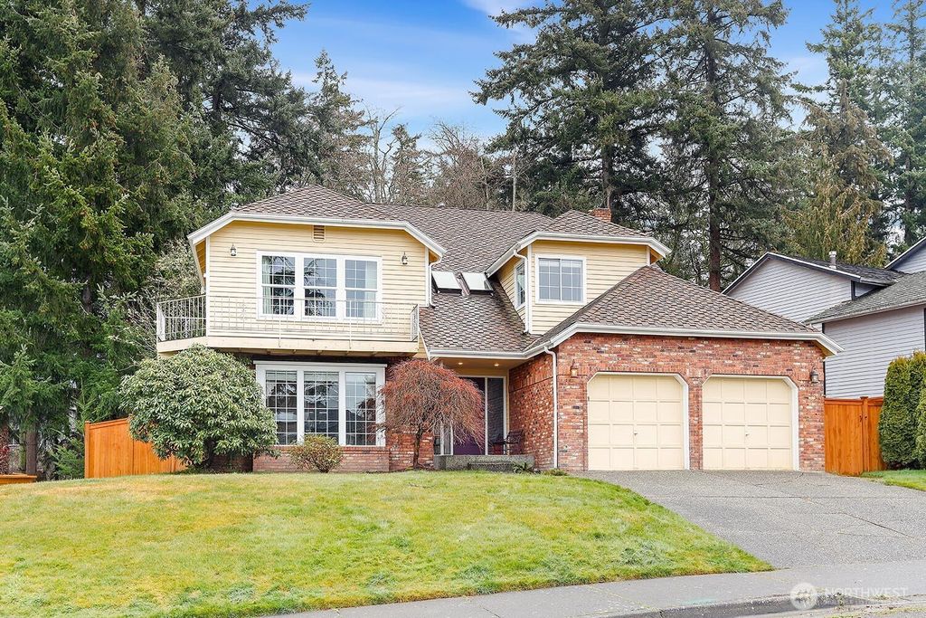Photo of 1332 Crownmill Avenue, Mukilteo, WA 98275 (MLS # 2333983)