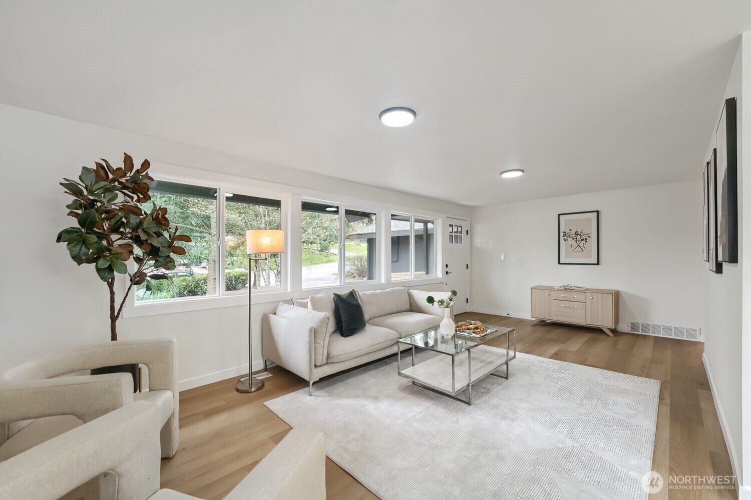 1302 SW 125th Place