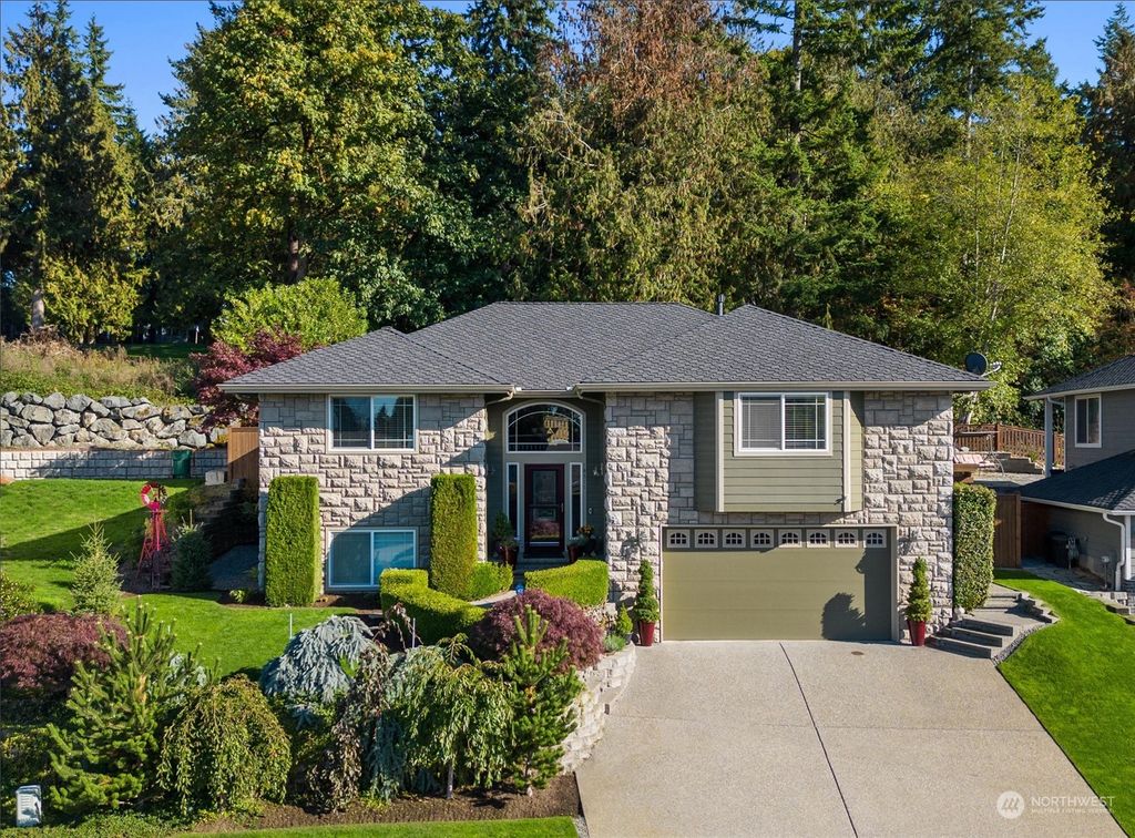 Photo of 18311 Hawksview Drive, Arlington, WA 98223 (MLS # 2171492)