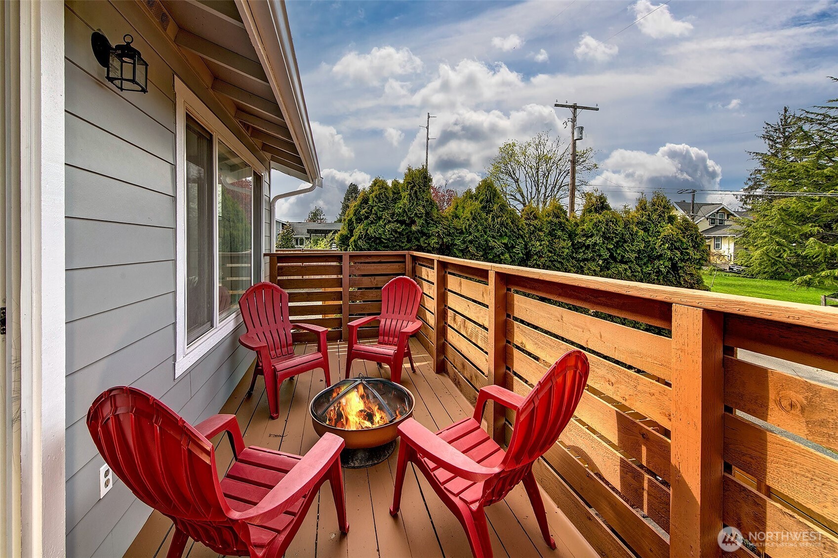 Des Moines, Washington 98198, United States, 4 Bedrooms Bedrooms, ,3 BathroomsBathrooms,Residential,Pending,108037