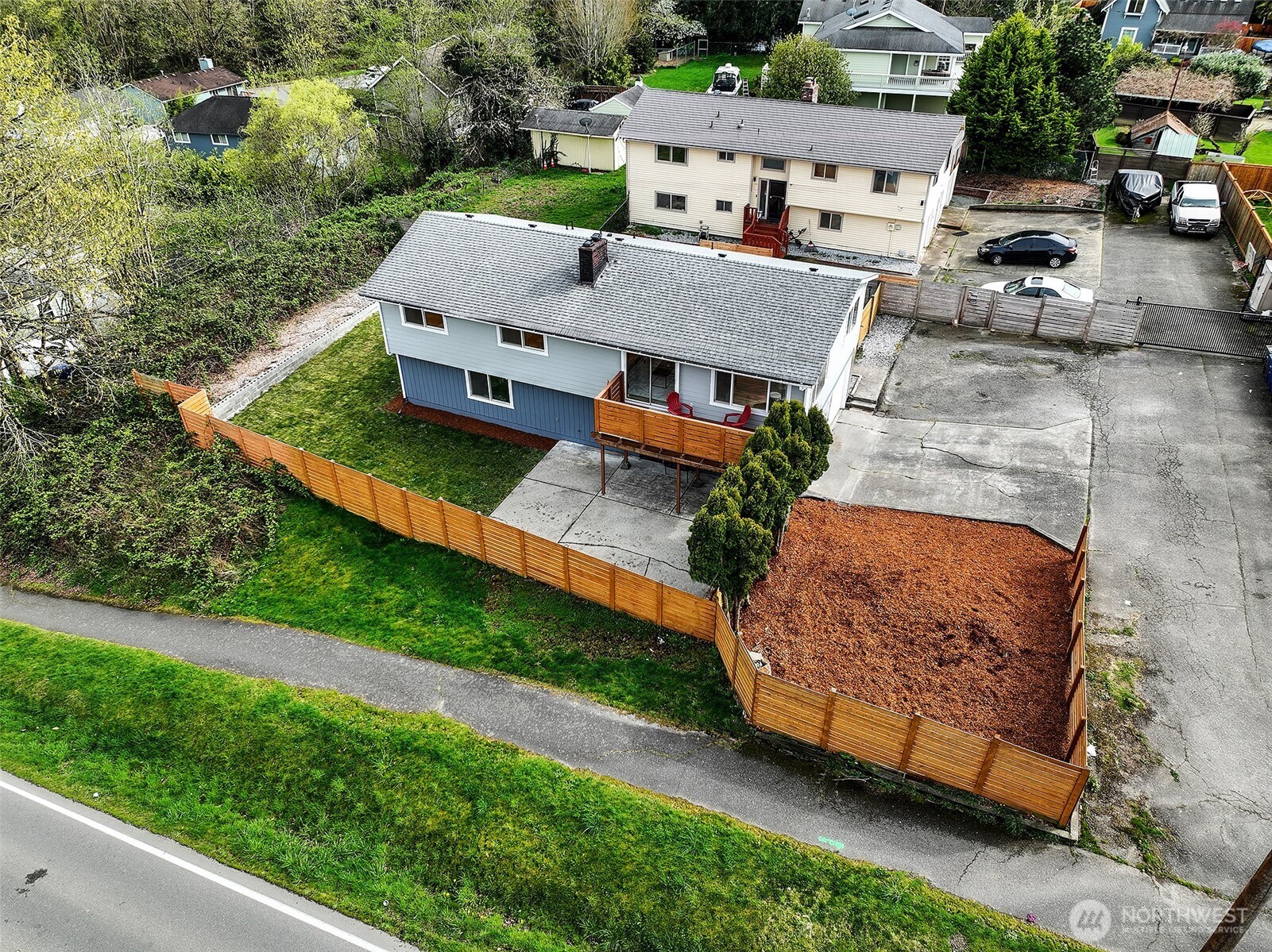 Des Moines, Washington 98198, United States, 4 Bedrooms Bedrooms, ,3 BathroomsBathrooms,Residential,Pending,108037