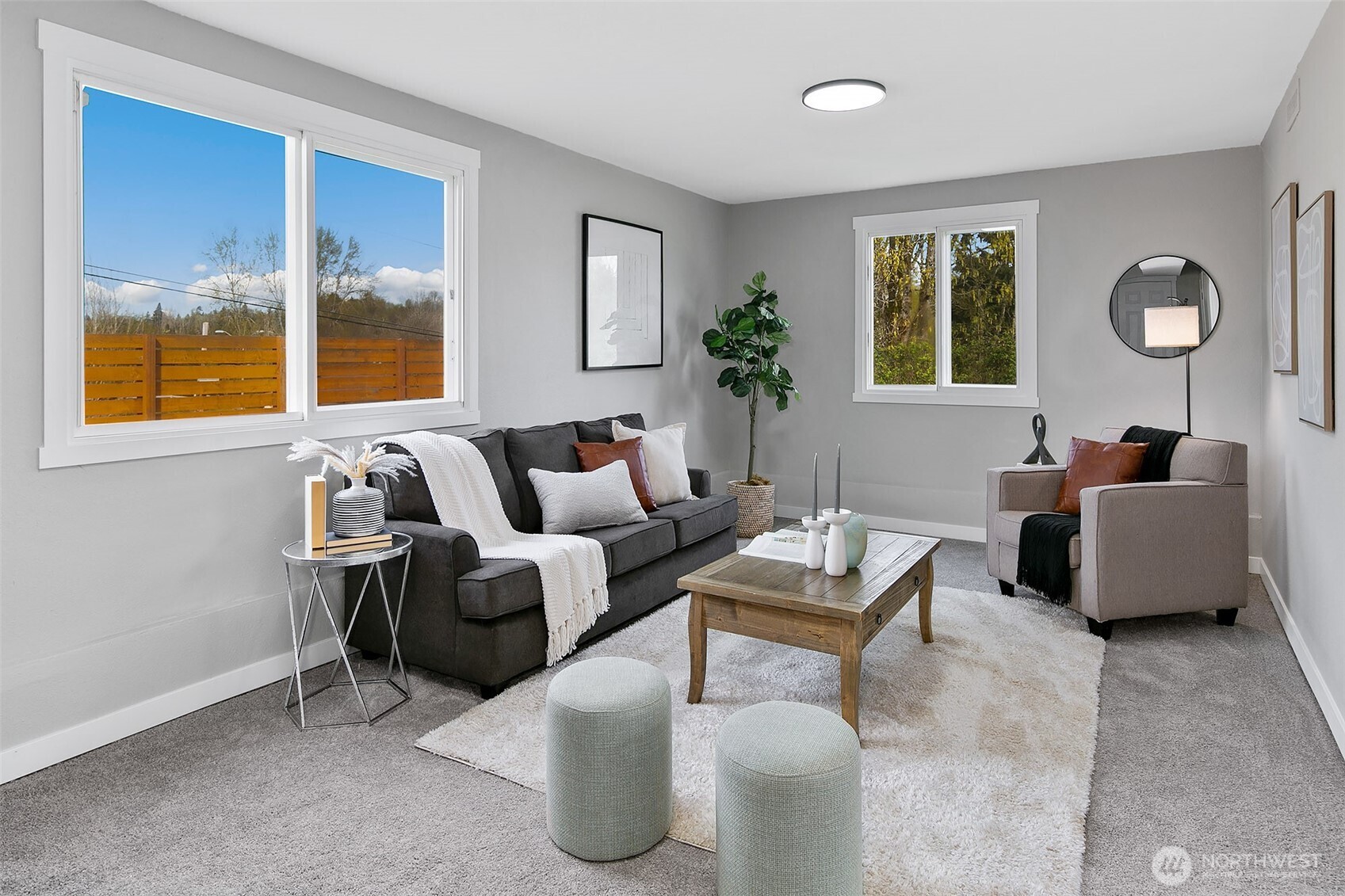 Des Moines, Washington 98198, United States, 4 Bedrooms Bedrooms, ,3 BathroomsBathrooms,Residential,Pending,108037