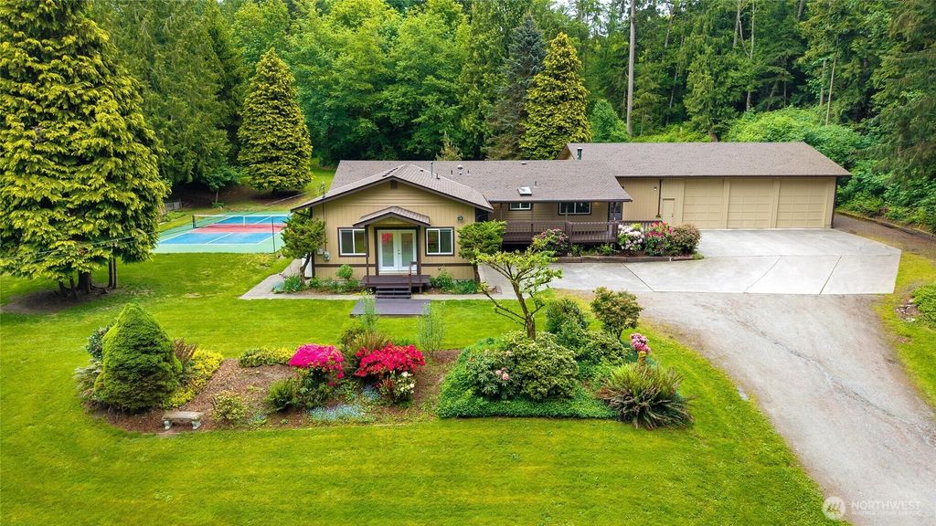 Photo of 7524 208th Place NW, Stanwood, WA 98292 (MLS # 2516753)