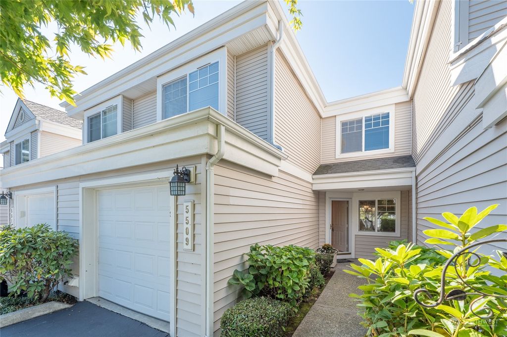 Photo of 5509 S 237th Place, Kent, WA 98032 (MLS # 2162636)