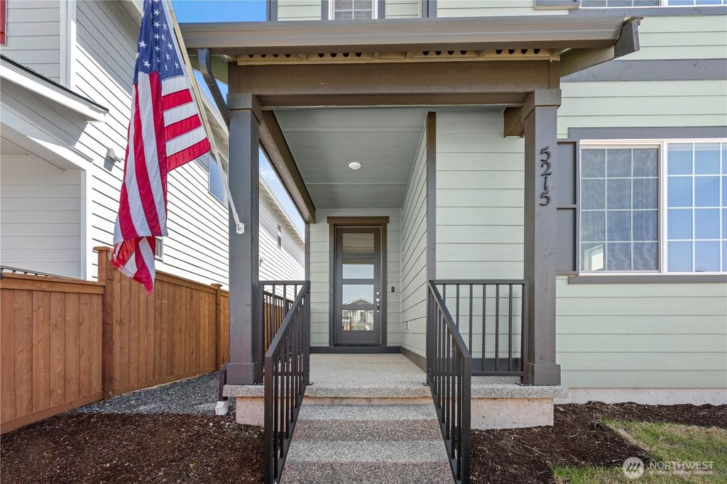 Photo of 5215 87th Avenue NE, Marysville, WA 98270 (MLS # 2540507)
