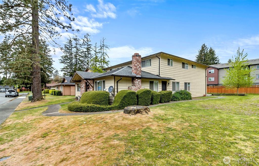 Photo of 1315 Wildwood Street, Marysville, WA 98270 (MLS # 2367998)