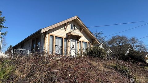 Photo of 4816 S Chicago Street, Seattle, WA 98118 (MLS # 2512055)