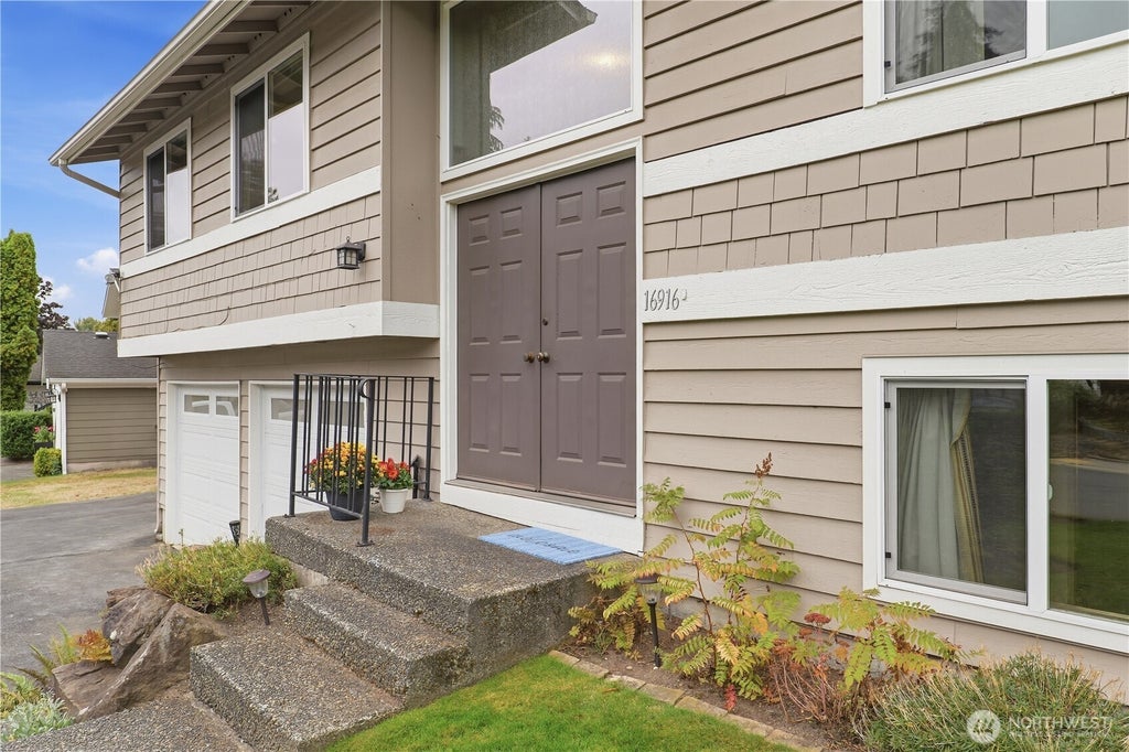 Photo of 16916 29th Drive SE, Bothell, WA 98012 (MLS # 2584724)
