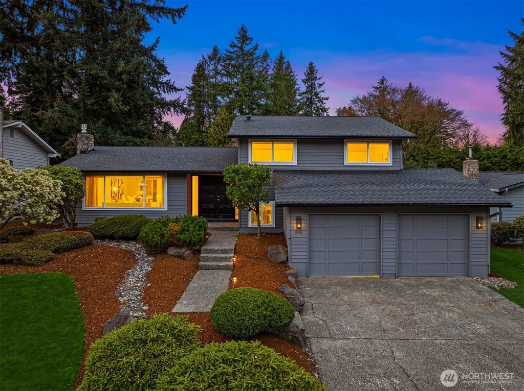 Photo of 9318 NE 132nd Place, Kirkland, WA 98034 (MLS # 2349053)