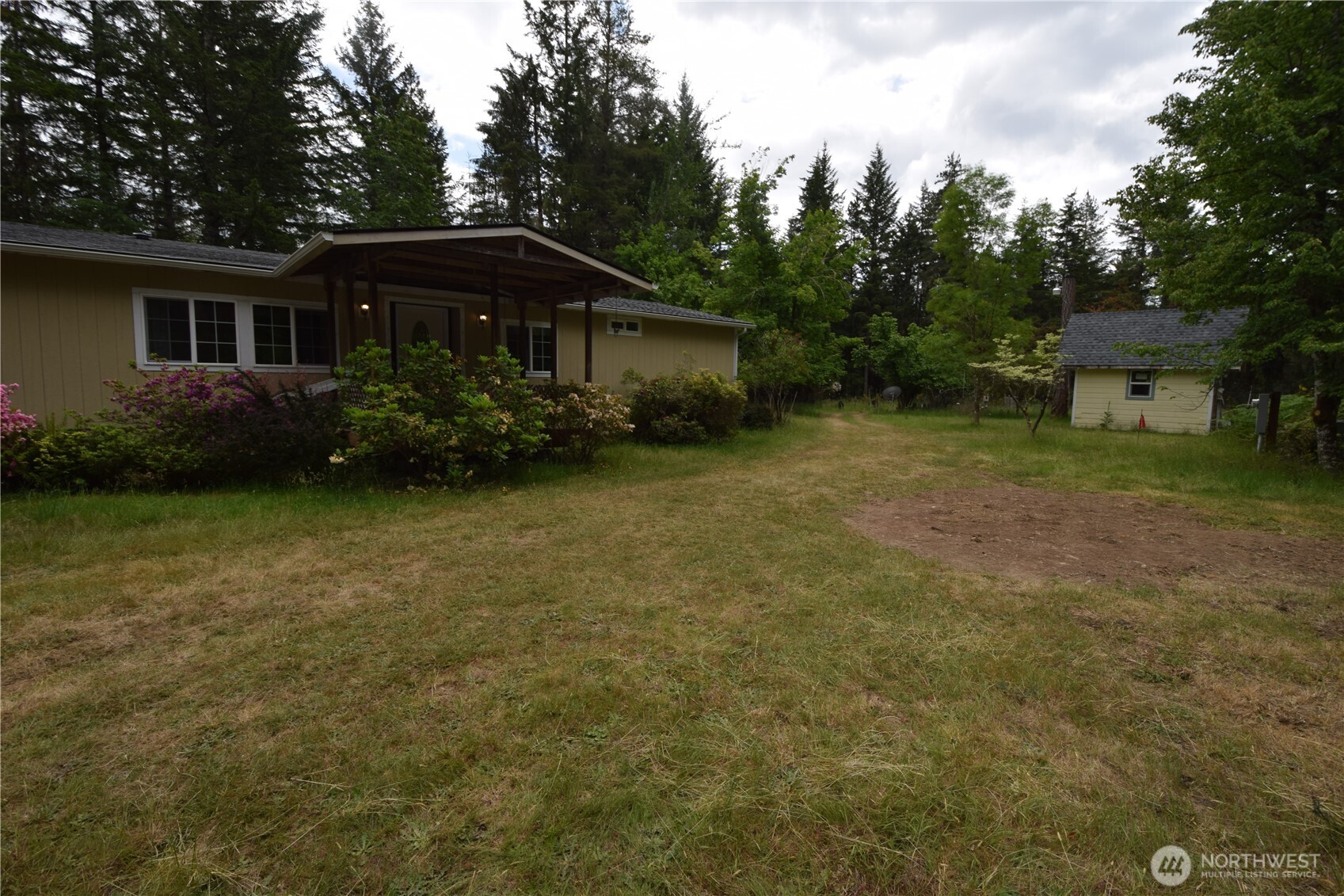2121 NE Blacksmith Drive