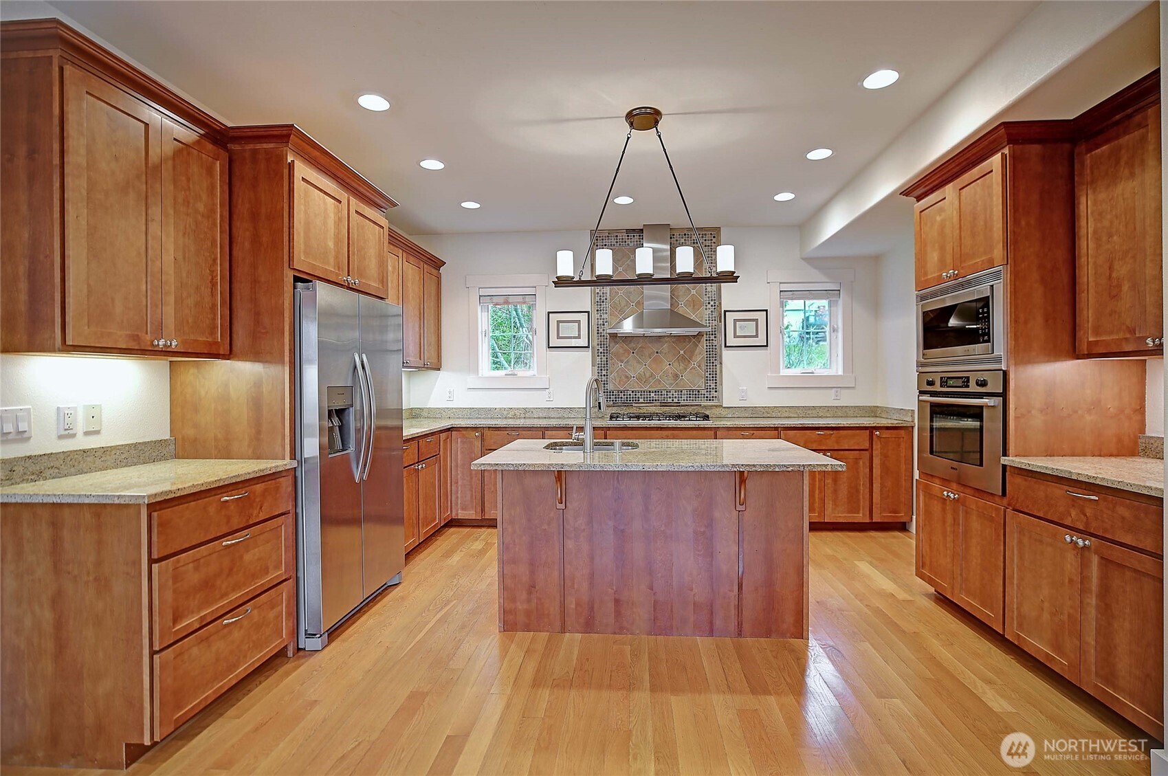 902 Madrona Beach Road