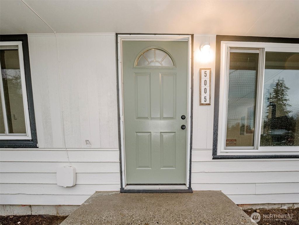 Photo of 5005 242nd Street SW, Mountlake Terrace, WA 98043 (MLS # 2466132)