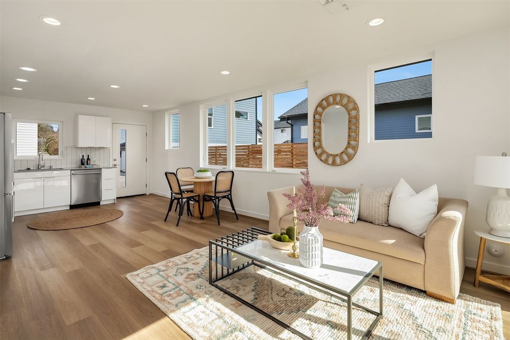 Photo of 5541 S Morgan Street #B, Seattle, WA 98118 (MLS # 2046388)