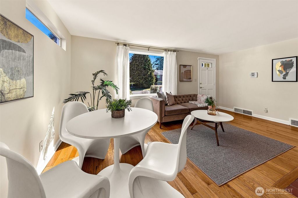 Photo of 10843 Crestwood Drive S, Seattle, WA 98178 (MLS # 2332134)