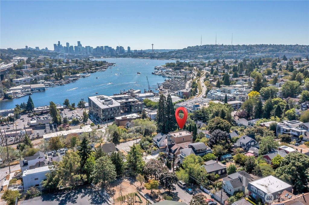 Photo of 4019 4th Avenue NE #B, Seattle, WA 98105 (MLS # 2427383)