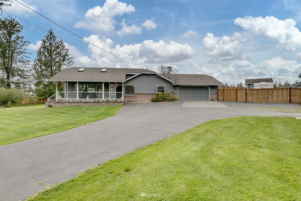 Photo of 19116 84th Drive NW, Stanwood, WA 98292 (MLS # 1948261)