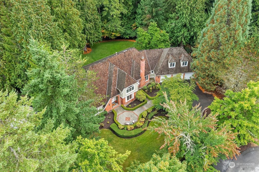 Photo of 10112 219th Place NE, Redmond, WA 98053 (MLS # 2163504)