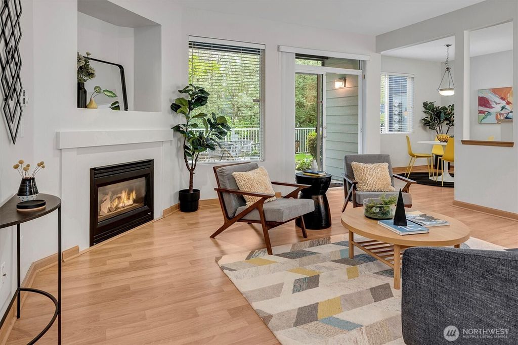 Photo of 10825 SE 200th Street #D-103, Kent, WA 98031 (MLS # 2404001)