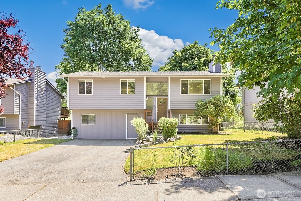Photo of 18113 20th Drive SE, Bothell, WA 98012 (MLS # 2550187)