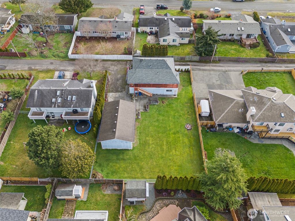 Photo of 24263 12th Place S, Des Moines, WA 98198 (MLS # 2330924)