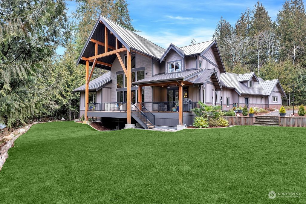 Photo of 25201 NE 80th Street, Redmond, WA 98053 (MLS # 2032910)