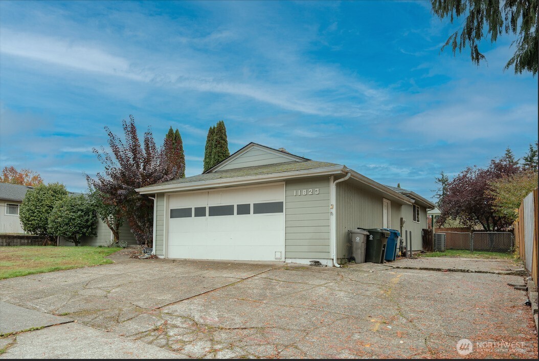 11823 SE 204th Street