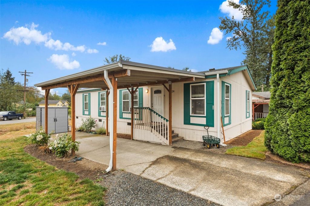Photo of 8730 206th Street SE #24, Snohomish, WA 98296 (MLS # 2155178)