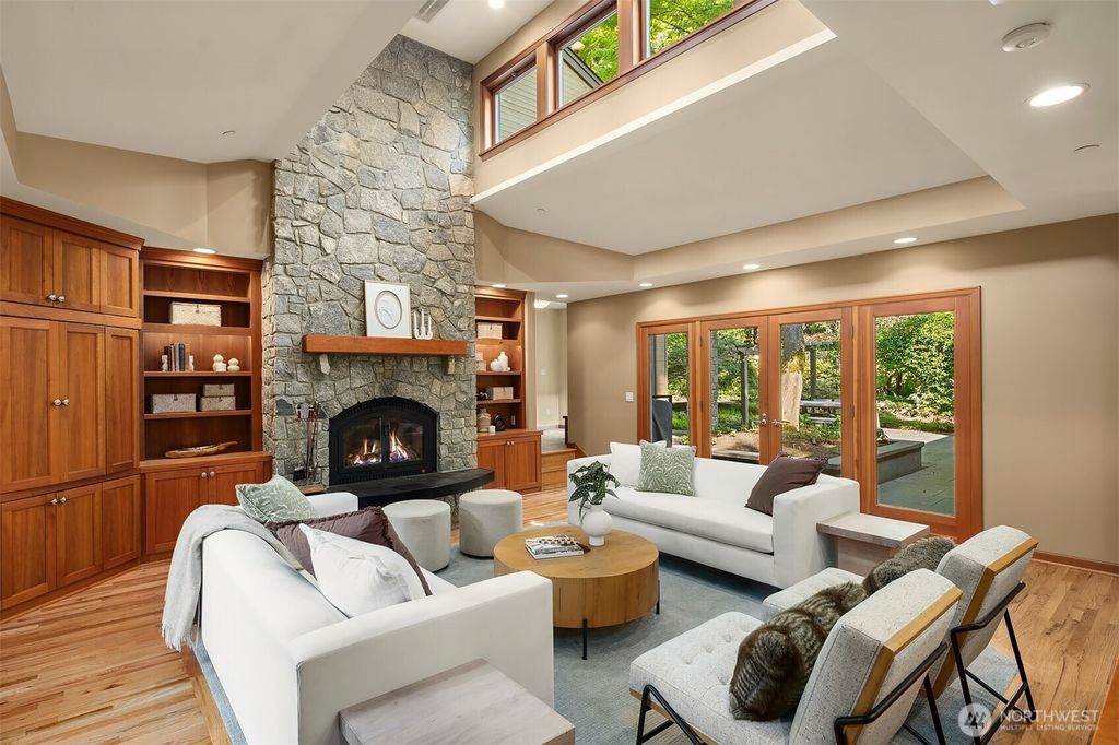 Photo of 8300 SE 82nd Street, Mercer Island, WA 98040 (MLS # 2439533)