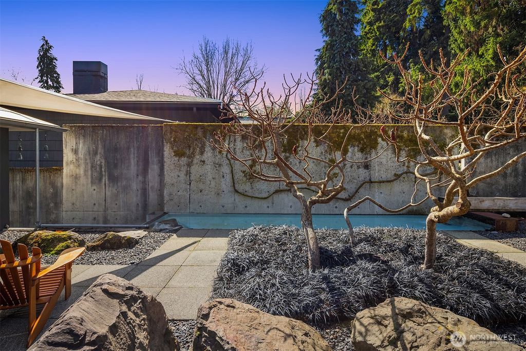 Photo of 1211 26th Avenue E, Seattle, WA 98112 (MLS # 2356509)