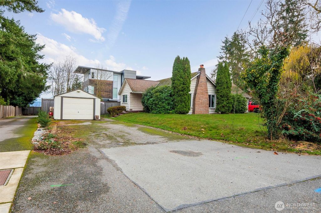 Photo of 7330 151st Avenue NE, Redmond, WA 98052 (MLS # 2460130)