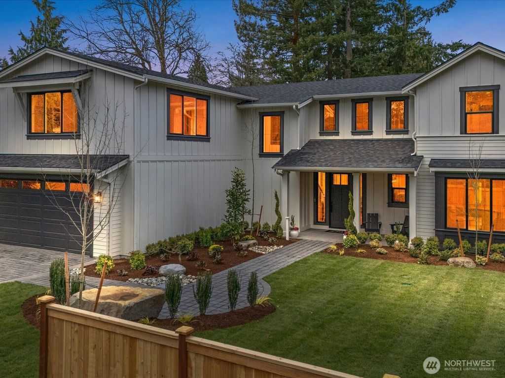 Photo of 17606 72nd Avenue W, Edmonds, WA 98026 (MLS # 2346348)