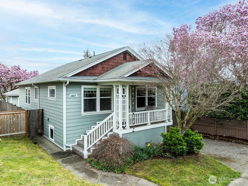 Photo of 5022 35th Avenue NE, Seattle, WA 98105 (MLS # 2356859)