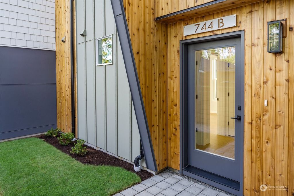 Photo of 744 B N 91st Street, Seattle, WA 98103 (MLS # 2258254)