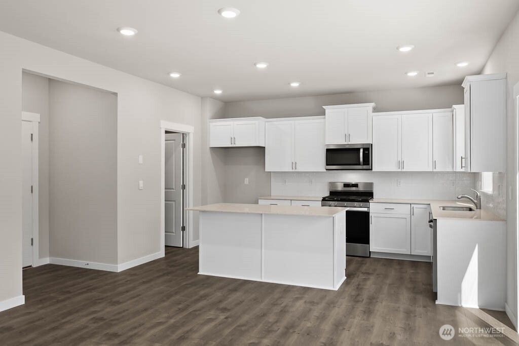 Photo of 28615 79th Drive NW #31, Stanwood, WA 98292 (MLS # 2499035)