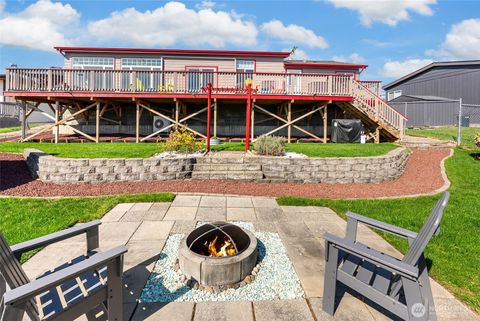 Photo of 5511 Hillvue Road, Blaine, WA 98230 (MLS # 2505168)