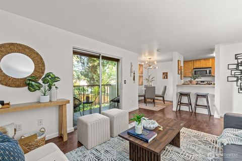 Photo of 4601 SW 320th Street #M7, Federal Way, WA 98023 (MLS # 2538492)