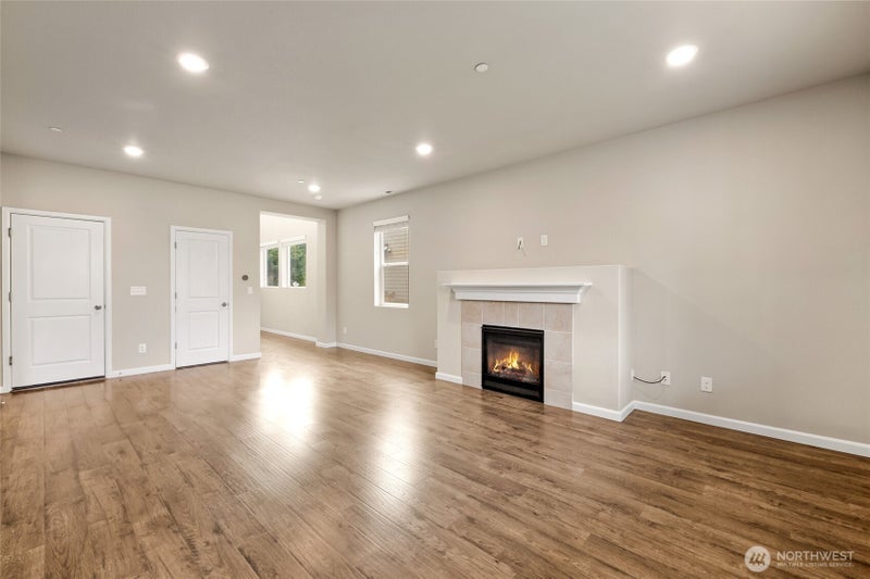 4902 4th Way SW
