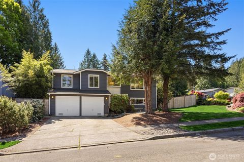 Photo of 17703 NE 34th Street St, Redmond, WA 98052 (MLS # 2515109)
