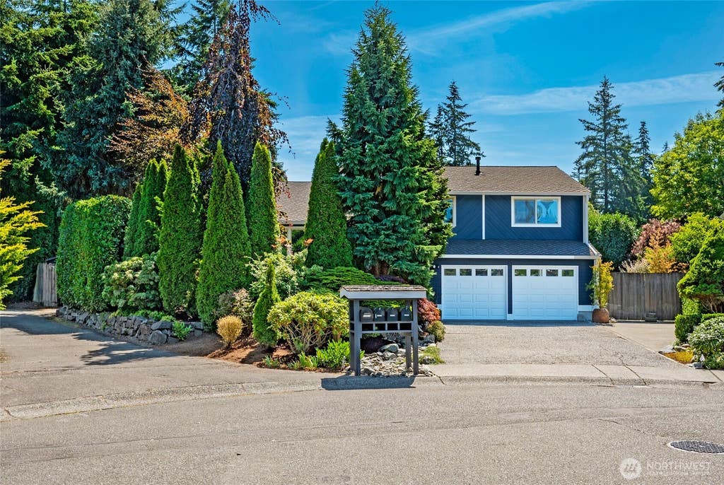 Photo of 23926 106th Place W, Edmonds, WA 98020 (MLS # 2568086)